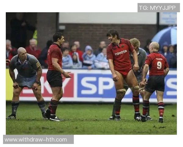 足球脱裤子引发的趣事与尴尬瞬间盘点让我们一起回顾那些难忘的时刻